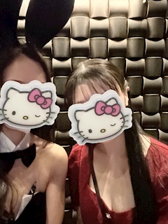🐰Cameliaバニーブログ🐰「🤳🏻🤍」