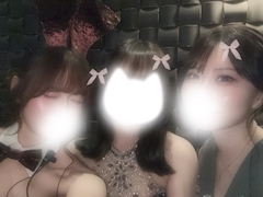 🐰Cameliaバニーブログ🐰「🤳🏻🤍」