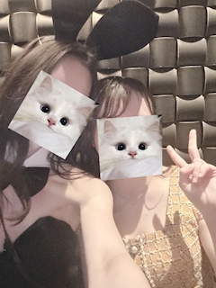 🐰Cameliaバニーブログ🐰「🤳🏻🤍」