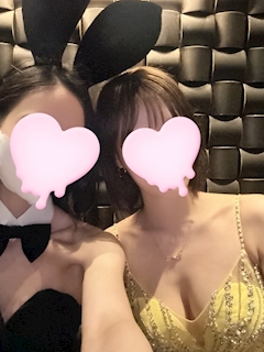 🐰Cameliaバニーブログ🐰「🤳🏻🤍」