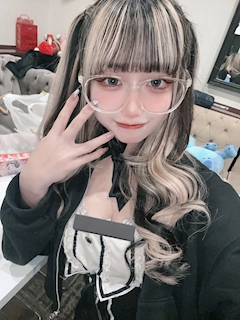 プロフィール写真9・みい🖤 DollsMade|Dolls Maid・ドールズメイド - 横浜西口のガールズバー