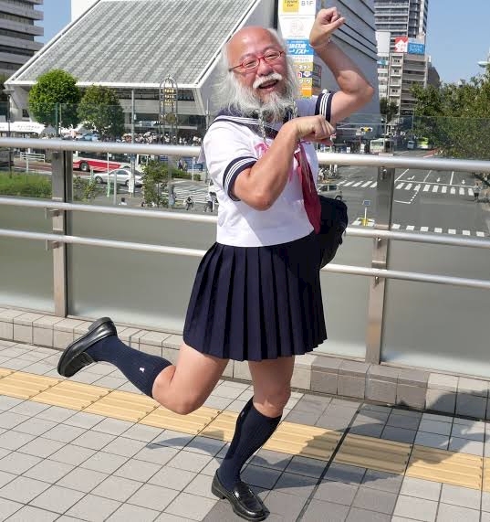 おじさんヘルパーLM