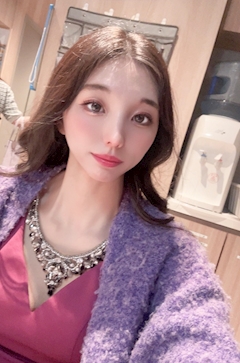 ♡ネネ★彡「祝日さいご、出勤💨」