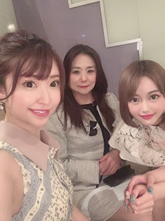 神藤亜紗子「本日出勤しました(^^)」