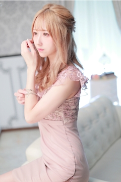 プロフィール写真2・まなみ｜横浜NAVY・ヨコハマネイビー - 横浜のガールズバー