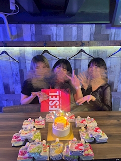 ナカジ「アイさんのお誕生日会‼️」