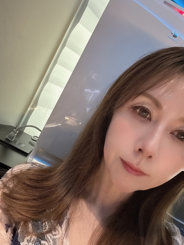 プロフィール写真2・🦋りえ🦋｜大阪 熟女キャバクラ・Mrs.J ミナミ