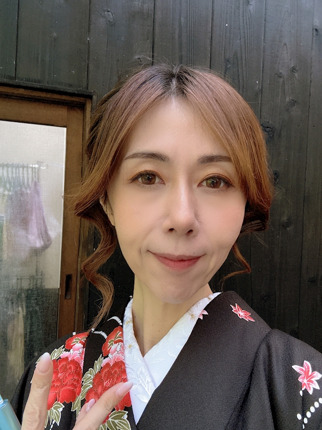 プロフィール写真1・🦋りえ🦋｜大阪 熟女キャバクラ・Mrs.J ミナミ