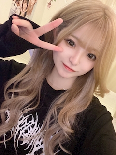 プロフィール写真11・りょう🌙🤍｜Cafe and Bar Trace・トレイス - 渋谷のガールズバー