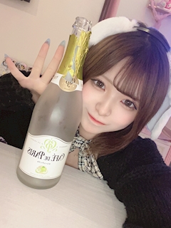 プロフィール写真6・りょう🌙🤍｜Cafe and Bar Trace・トレイス - 渋谷のガールズバー