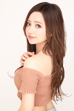 プロフィール写真8・ひいな｜池袋 キャバクラ・エンジェルフェザー