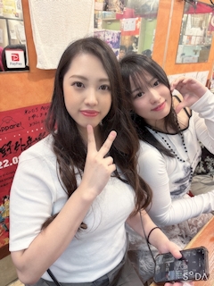 唯「こんばんは^_^」
