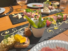 たまき 店長【横浜 関内 まかろん】「バルに行ってきました♪」