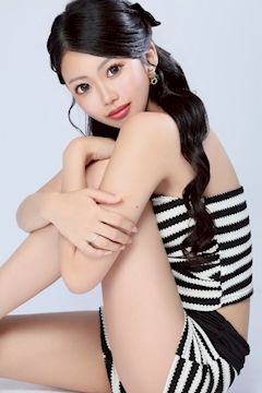プロフィール写真2・あいり｜LUVES・ルヴェス - 名古屋 錦のキャバクラ