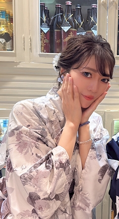 プロフィール写真2・小嶋 杏奈｜SERENA・セレナ - 名古屋 錦のスナック