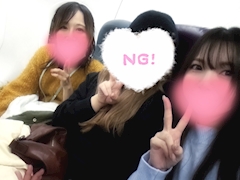 もも「なにがええのん( •︠-•︡  )」