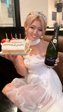 プロフィール写真12・れな ...🦋‪💜🩷 ͗ ͗｜名古屋市天白区 キャバクラ・プランドール