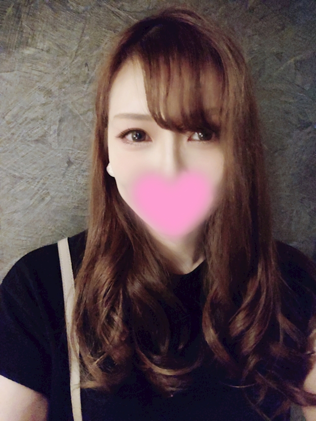 プロフィール写真3・榎村　栞里｜錦 キャバクラ・Mrs.CAFE 離宮