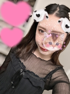 瑠華「次回の出勤19日（土）💗」