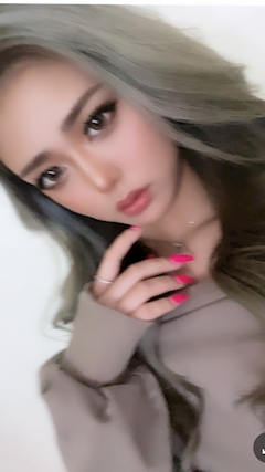 プロフィール写真4・まみ｜GIRLS BAR BLESS・ブレス - 八王子のガールズバー