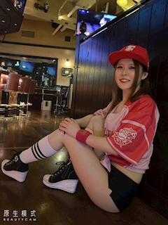 プロフィール写真2・ピンク｜SPORTSBAR KING STAR・キングスター - すすきのガールズバー