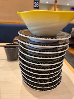 かすみ「まだまだ食べれる～😋」