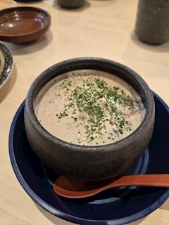 かすみ「まだまだ食べれる～😋」