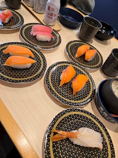 かすみ「まだまだ食べれる～😋」