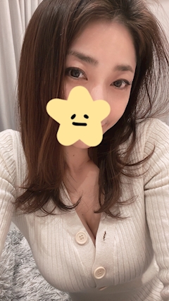 プロフィール写真15・みえ｜新橋 熟女キャバクラ・バートラム