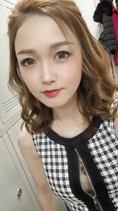 プロフィール写真5・水嶋 あゆみ|Mrs.CAFE~離宮~・ミセスカフェ リキュウ - 名古屋 錦の熟女パブ/熟女キャバクラ