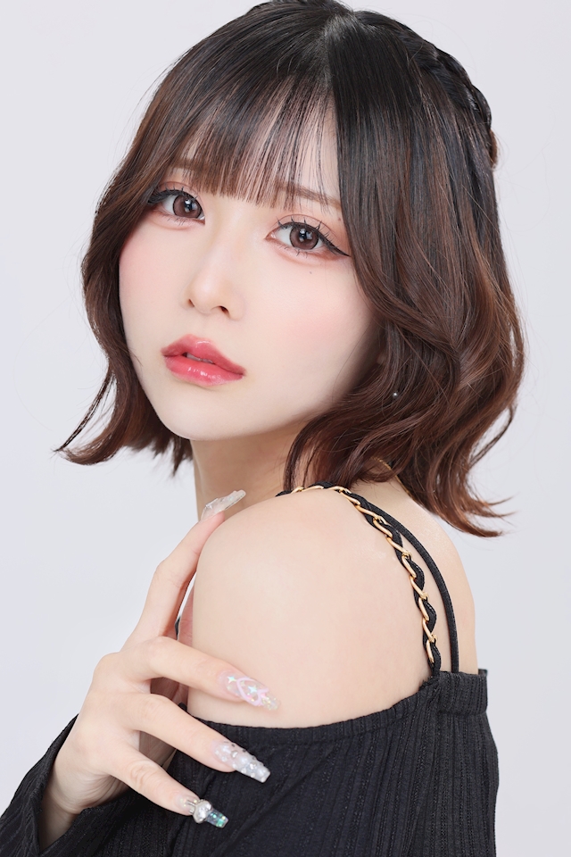 プロフィール写真7・羽衣つな｜