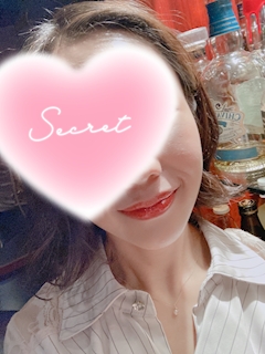 プロフィール写真3・もか|Wine Girl's Bar Ma Cherie・マシェリ - 銀座/新橋のガールズバー