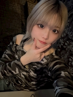 プロフィール写真2・びぃにゃ🐝神楽坂honey｜Girl's bar honey・ハニー - 神楽坂・飯田橋のガールズバー