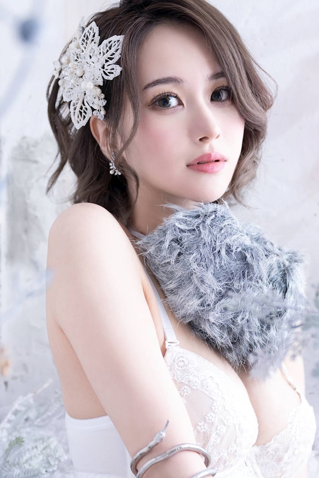 プロフィール写真2・和田あおい｜岐阜 柳ヶ瀬 キャバクラ・エークラス