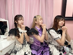 スタッフ「仲良しフォト！」