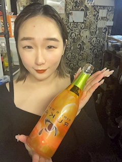 あおい🐰🥕🩵「🍾🍸」