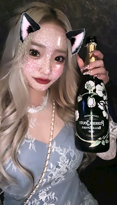 プロフィール写真15・りあん|Club Amue・アミュー - 佐世保・島地町のキャバクラ