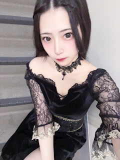 プロフィール写真28・すみれ｜ぷりしーにゃ・プリシーニャ - 秋葉原のコンカフェ