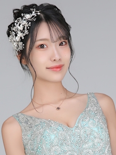 プロフィール写真1・華咲 鈴|梅田のキャバクラ ヴァンクール