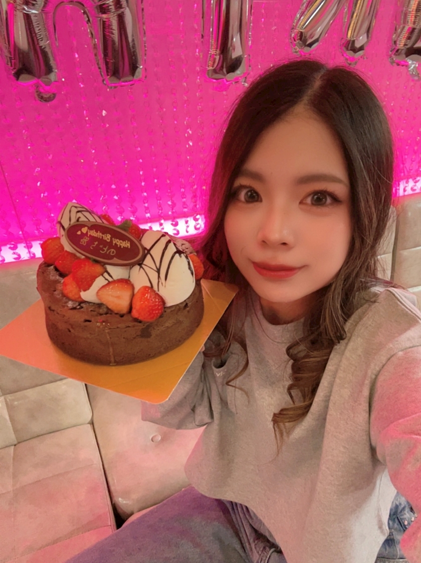 出勤しました( ›_‹ )ラストまでいてまし - のどち💘11/29生誕祭します