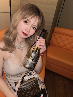 プロフィール写真4・みあ🌹｜lounge albatross・アルバトロス - 東武宇都宮のキャバクラ