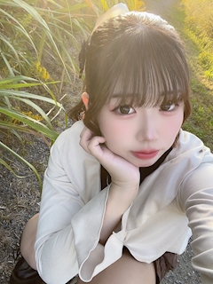 プロフィール写真3・もも｜ECRIN・エクラン - 姫路のラウンジ/クラブ