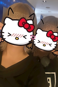 なる「髪切った💇🏻‍♀️✨」