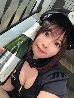 プロフィール写真2・こはる｜Cafe＆Bar LAPIN・ラパン - 上野のコンカフェ