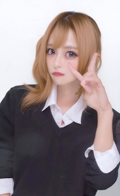 プロフィール写真4・みお|cafe & bar はちみつ - 新宿のガールズバー