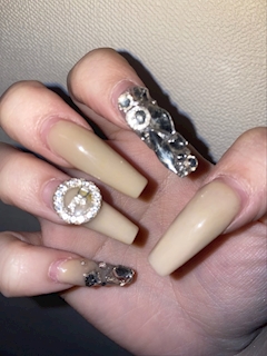 アマネ「💅💛」