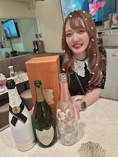 プロフィール写真8・ゆづ|SERENA・セレナ - 名古屋 錦のスナック