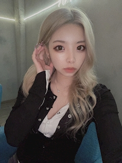 プロフィール写真4・🩷れん🩷ギリ店長|カフェ&カラオケバー KATASE・カタセ - 四ツ谷のガールズバー