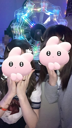 ひな「７月🫠☀️🌊」