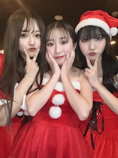 あみ「仲良しPhoto😆🤍💙」